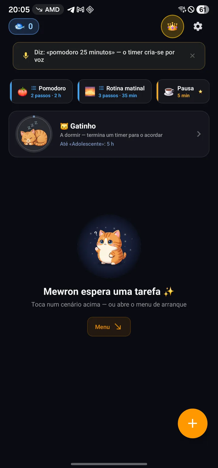 Ecrã inicial com o gatinho à espera de uma tarefa